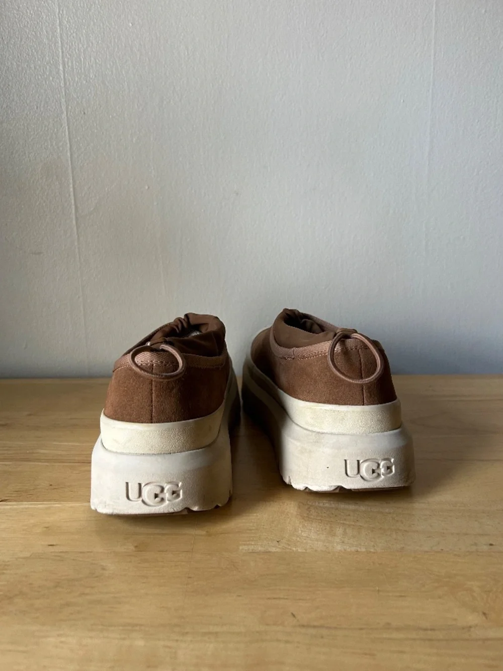 Ugg Tasman Weather Hybrid 11